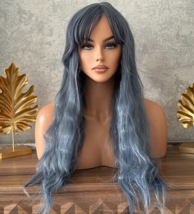 Dalgalı mavi tonu gerçek saça en yakın peruk