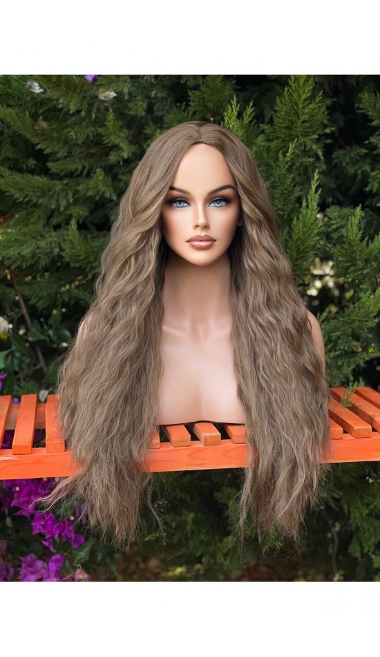 Kıvırcık Perçemsiz Kumral Özel Model Kıvırcık Perçemsiz Kumral Özel Model