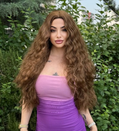 Luxury Kıvırcık Perçemsiz kumral Seri Luxury Kıvırcık Perçemsiz kumral Seri