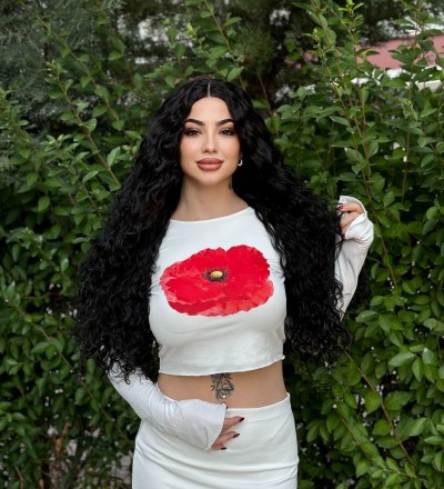 Yeni sezon afro siyah tül peruk Yeni sezon afro siyah tül peruk