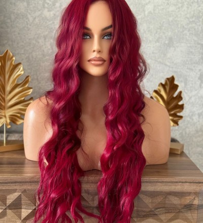 Yeni sezon kızıl perçemsiz dalgalı model