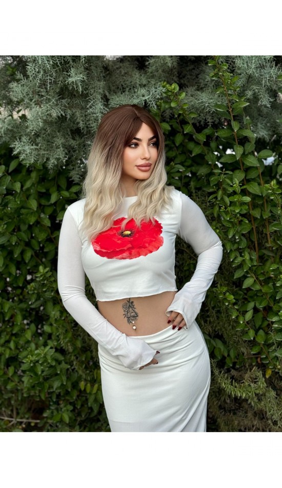 Yeni sezon ombreli dalgalı gerçek saç dokusunda vip peruk Yeni sezon ombreli dalgalı gerçek saç dokusunda vip peruk