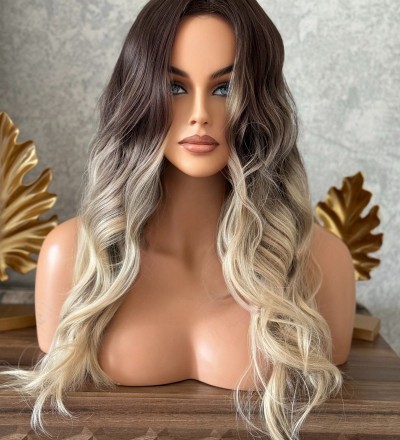 Yeni Sezon Ombreli Dalgalı Perçemsiz Peruk Yeni Sezon Ombreli Dalgalı Perçemsiz Peruk