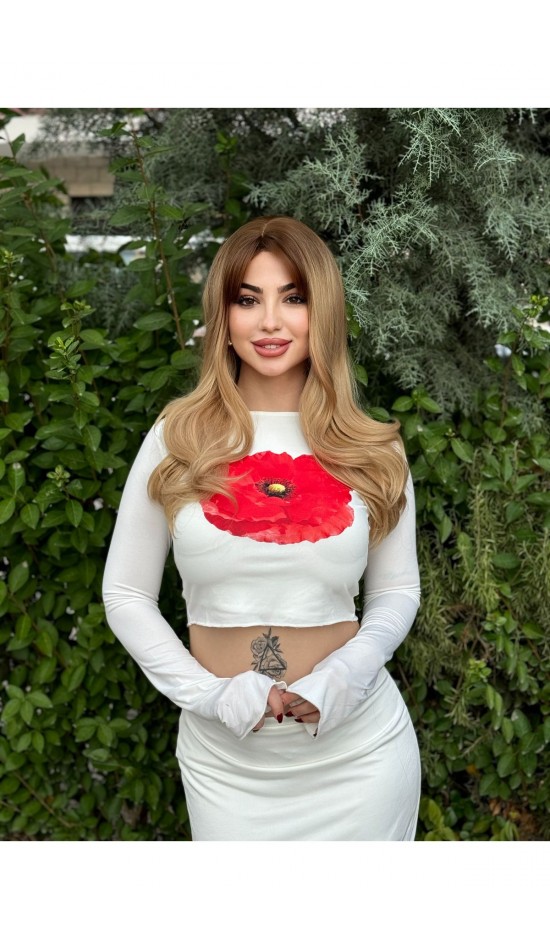 Yeni sezon omreli perçemli dalgalı vip peruk Yeni sezon omreli perçemli dalgalı vip peruk