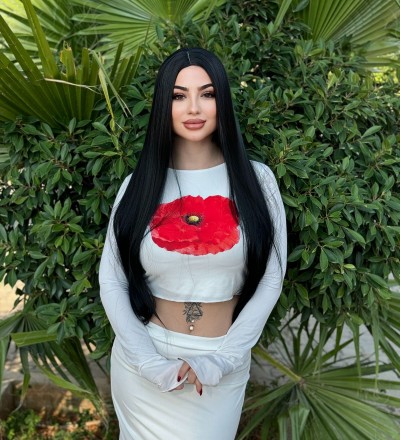 Yeni sezon siyah vip perçemsiz düz peruk Yeni sezon siyah vip perçemsiz düz peruk