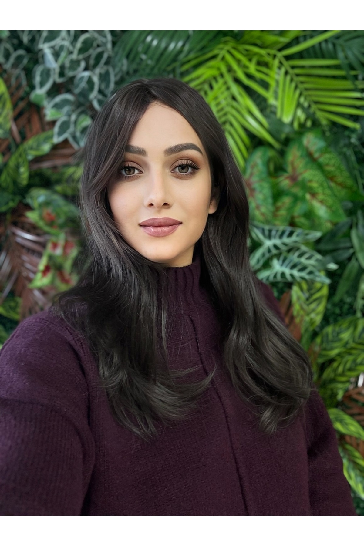 Koyu kahve renk tonunda olan şahane doğallığa sahip liza modelimiz